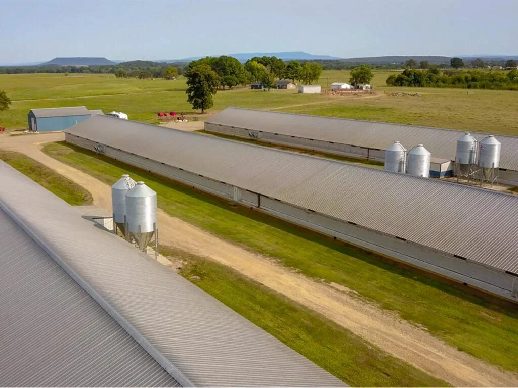 52 Acres Turkey Poultry Farm For Sale in Ar – Modern Chicken Houses photo