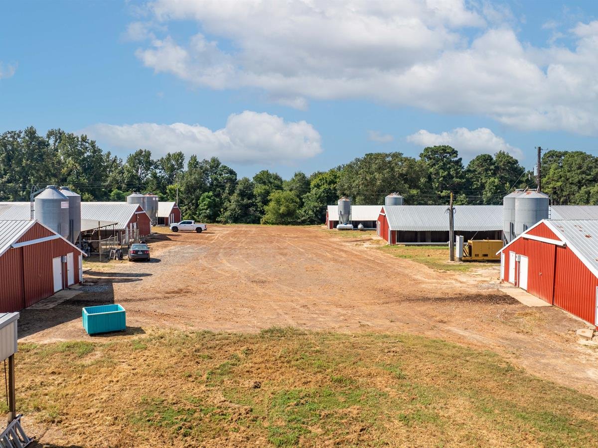 82-Acre Broiler Farm with 5BR Home